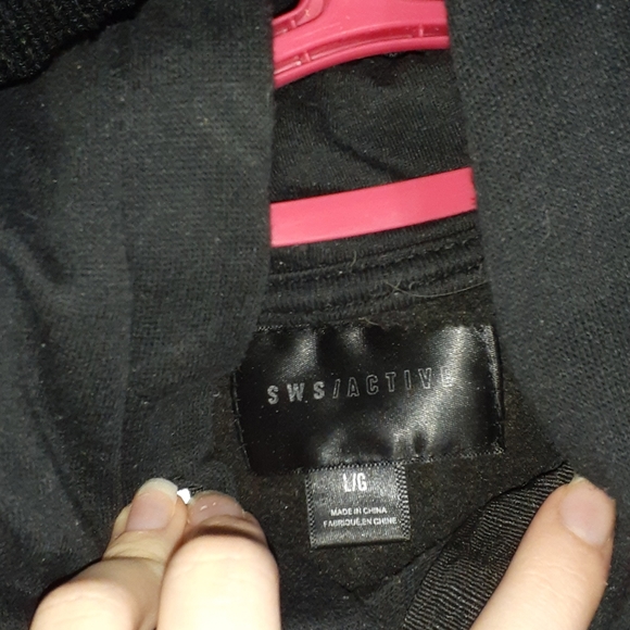 Black hoodie - Picture 6 of 6